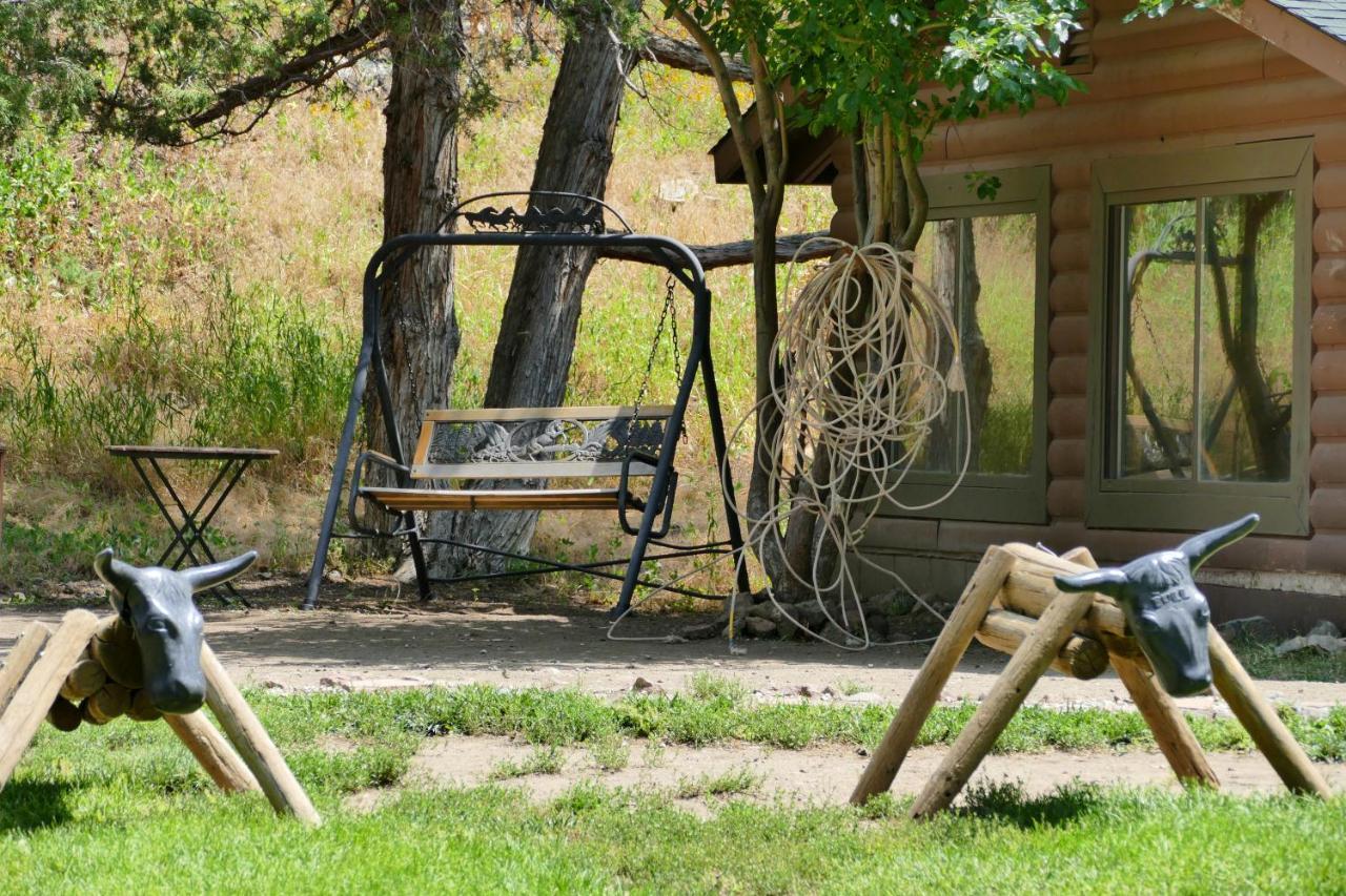 Bill Cody Ranch Hotel Eksteriør billede