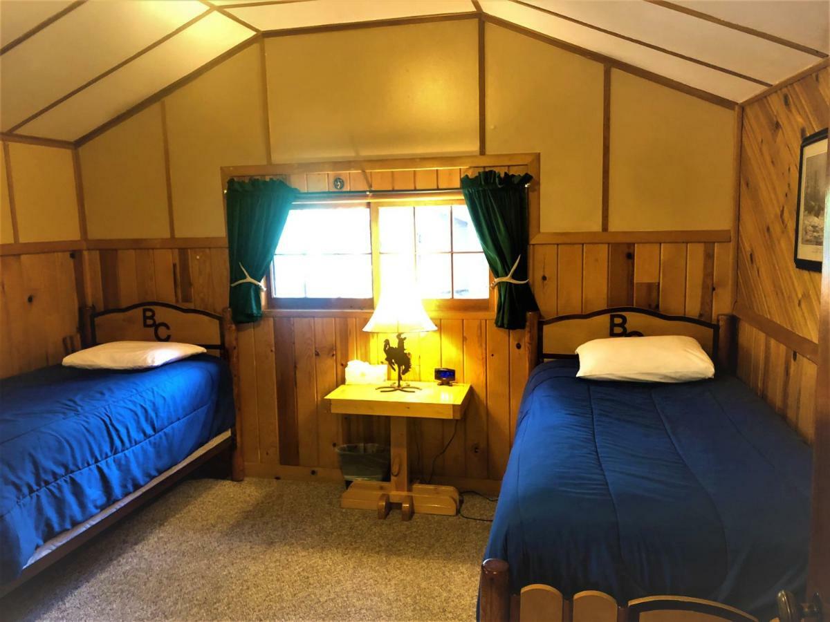 Bill Cody Ranch Hotel Eksteriør billede